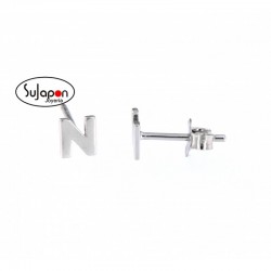 PENDIENTES DE PLATA CON FORMA DE LETRA
