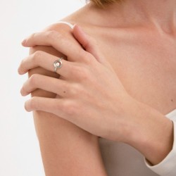 Anillo perla de Perlite de VICTORIA CRUZ