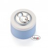 Cajita de madera con aplicación de plata con ratoncito en azul y blanco.